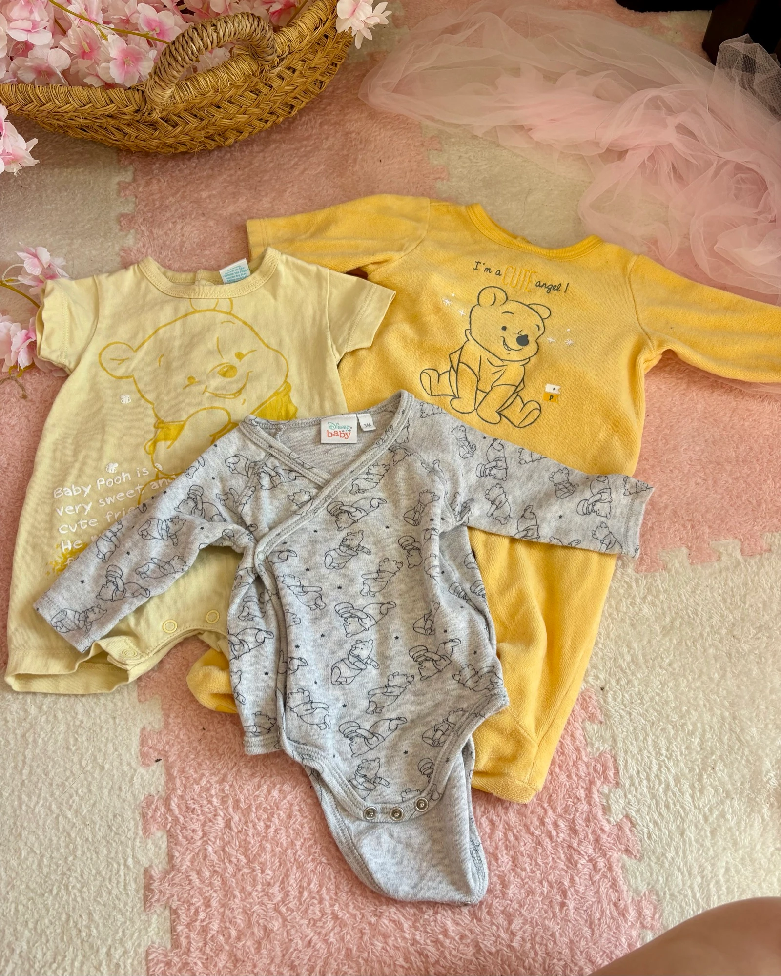 Lot Winnie l’Ourson Disney bébé 3 mois – 3 pièces – Excellent état